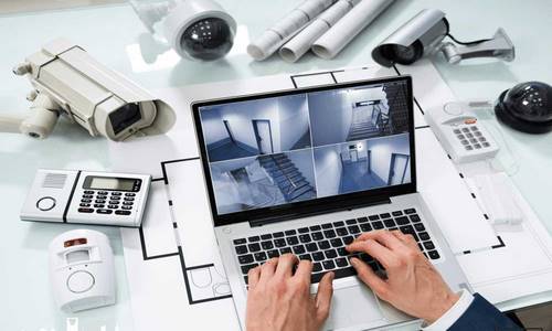 دوربین مداربسته چیست؟